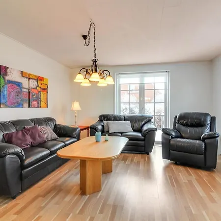 Fraþulf - 6km From The Sea By Interhome *