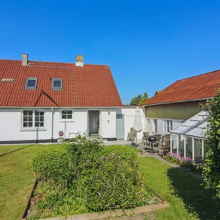 Fraþulf - 6km From The Sea By Interhome